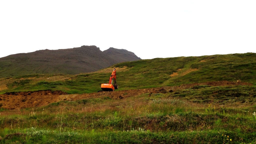 Frá framkvæmdurm við endurbætur á Selllandslindum á Glerárdal