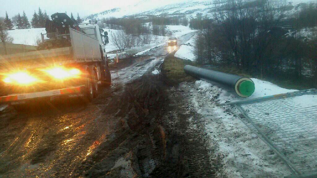 framkvæmdir við stofnlögn 18. janúar 2014