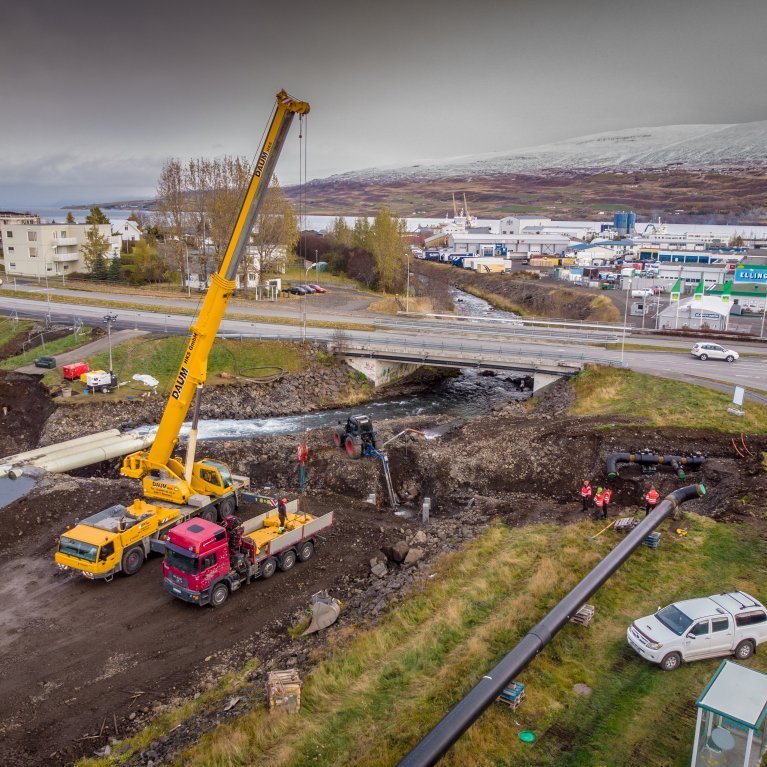 Hjalteyrarlögn lögð undir Glerá haustið 2018 - Mynd: Auðunn Níelsson