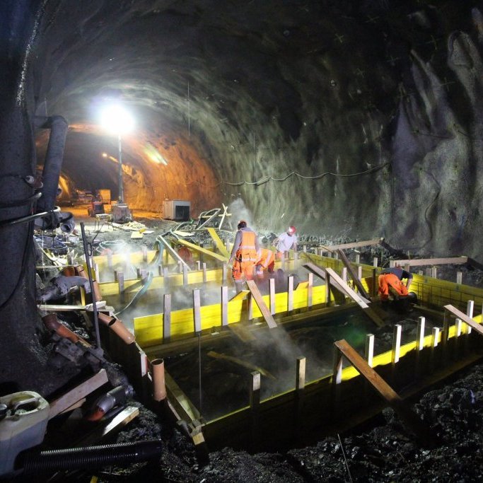 fra-vadlaheidargongum-2