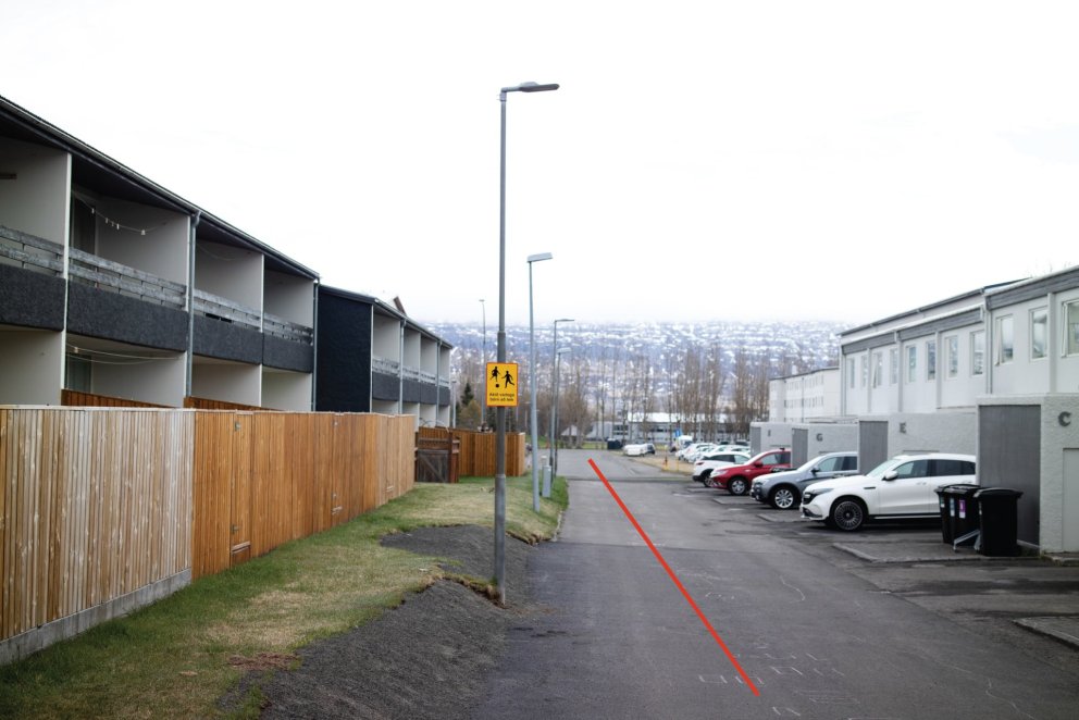 Í fyrra var gamla lögnin endurnýjuð að hluta. Í næstu viku munum við halda framkvæmdinni áfram, meðf…