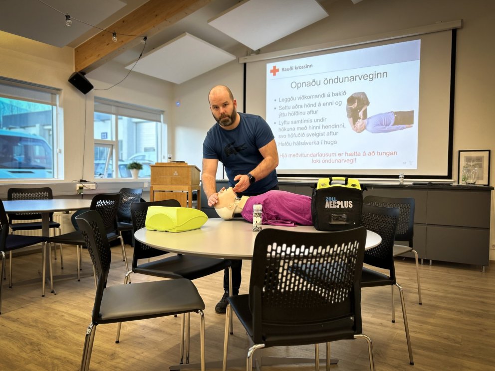 Gauti Þór Grétarsson, starfsmaður Norðurorku, kenndi samstarfsfólki sínu m.a. skyndihjálp.