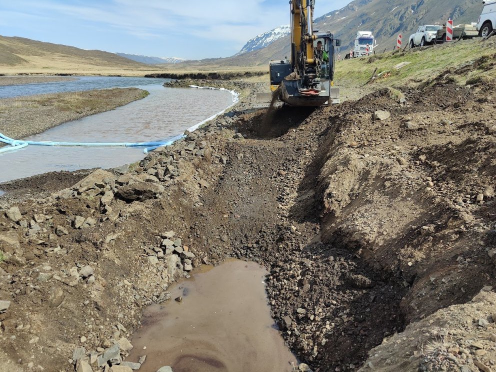 Frá slysstað í morgun.