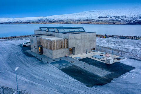 Fráveituvatn um yfirfall við Tryggvabraut - Uppfært!