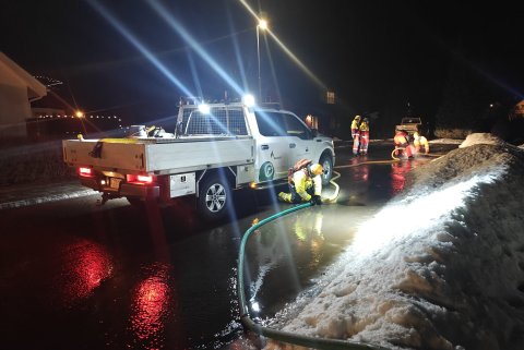 Vonskuveður veldur vatnsflóði á Akureyri