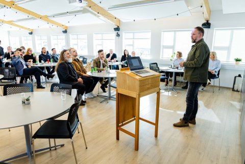 Fundur með frambjóðendum til sveitarstjórna