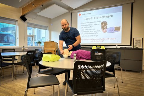 Gauti Þór Grétarsson, starfsmaður Norðurorku, kenndi samstarfsfólki sínu m.a. skyndihjálp.