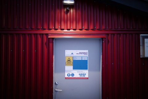 Borholuhúsið á Svalbarðseyri. Veitusvæði Svalbarðsstrandarveitu er víðfemt og hæðarmismunur er um þa…