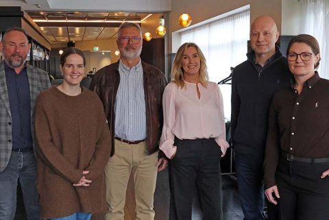 Ný stjórn að loknum aðalfundi. Frá vinstri: Eyþór Björnsson forstjóri, Jana Salóme Ingibjargar Jósef&hellip;