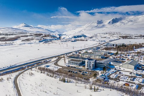 Höfuðstöðvar Norðurorku að vetrarlagi.