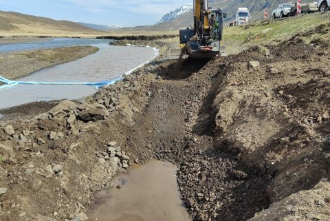 Frá slysstað í morgun.